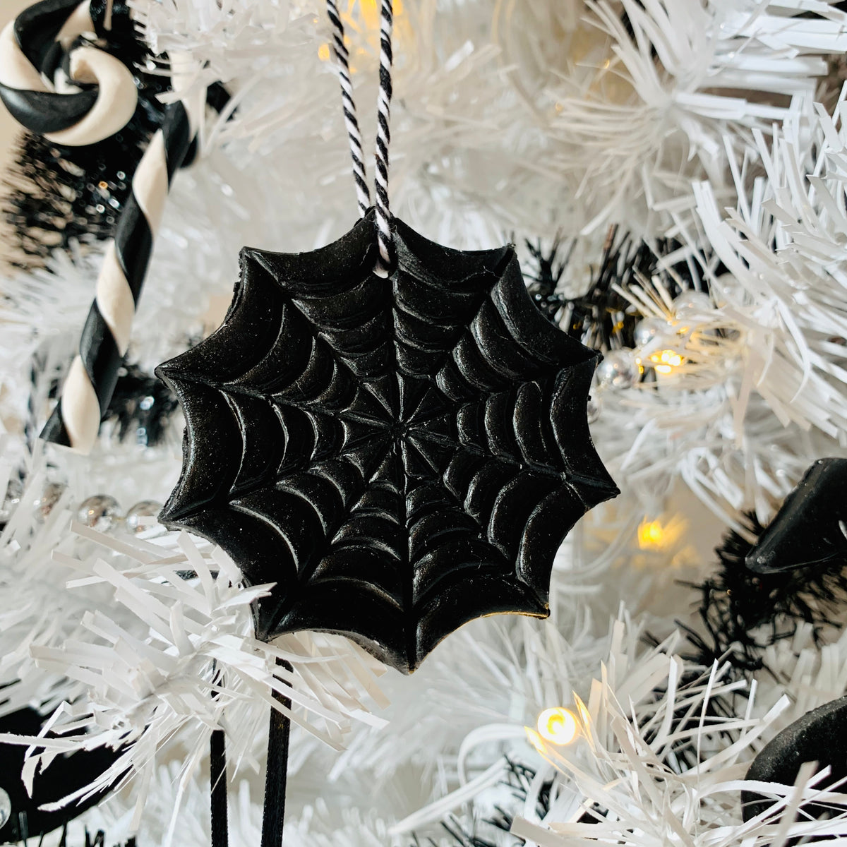 Cobweb Hanging Decoration Black